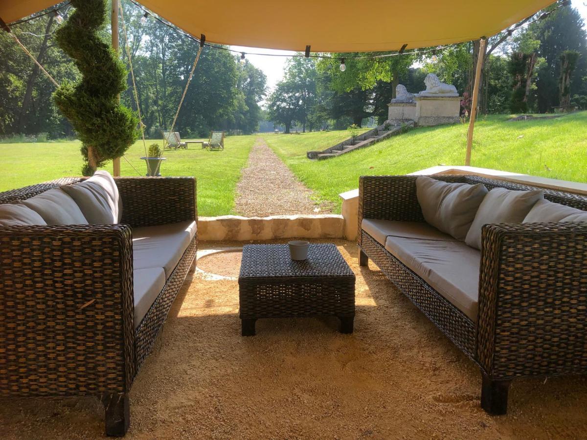 Domaine Du Plessis Bed and Breakfast Le Plessis-Luzarches Exteriör bild