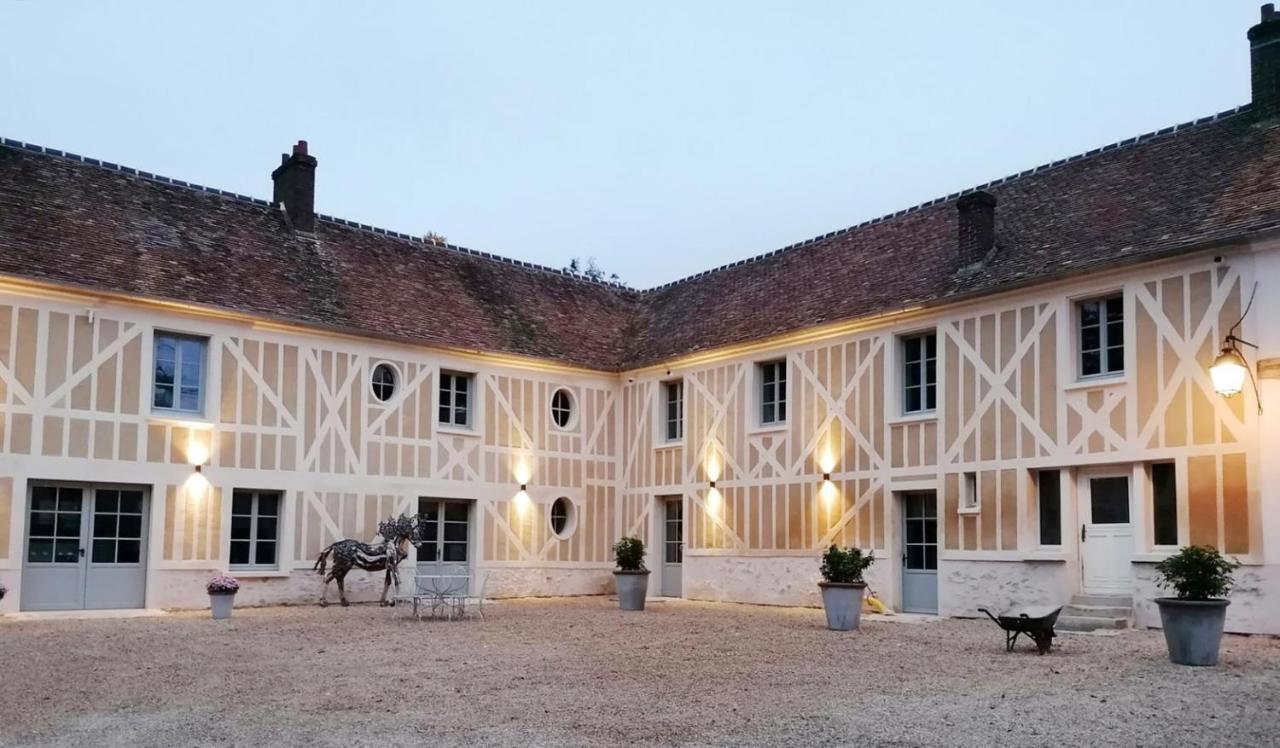 Domaine Du Plessis Bed and Breakfast Le Plessis-Luzarches Exteriör bild