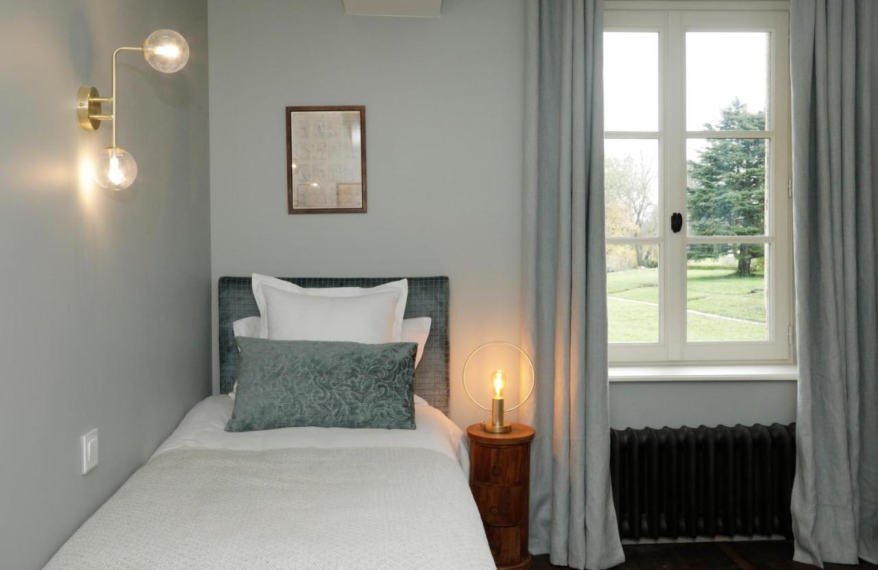 Domaine Du Plessis Bed and Breakfast Le Plessis-Luzarches Exteriör bild